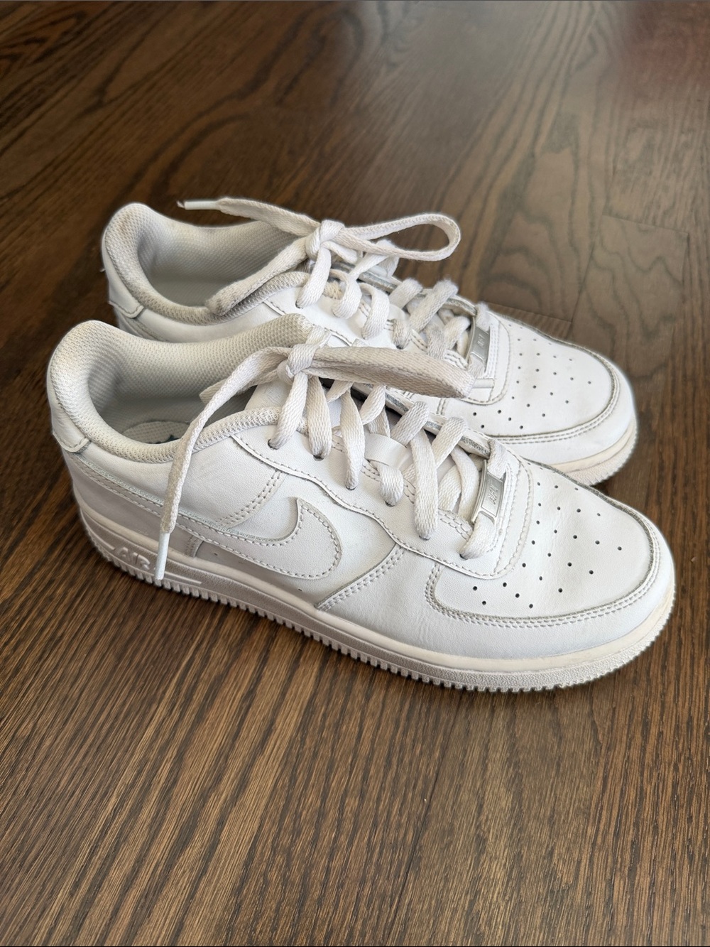 Nike Kids White Low-Top Sneakers 5.5Y